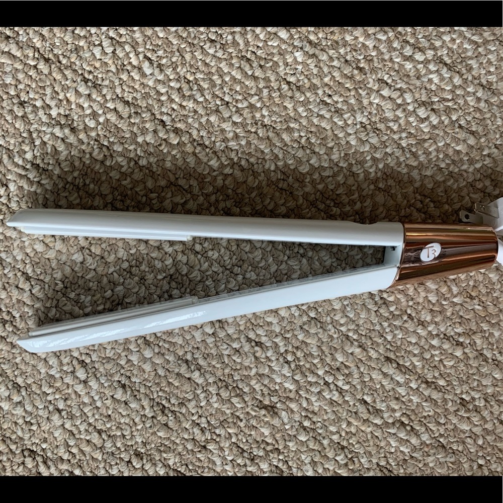 T3 micro single pass flat iron